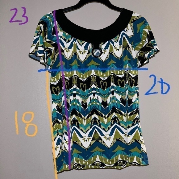 I.N. Studio Petite Blouse Flowy Cap Short Sleeve U Scoop Neck Geometric Shirt - Picture 8 of 8